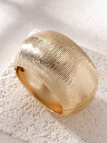 1pc Retro Exaggerated Punk Style Acrylic Asymmetric Bracelet, Minimalist Thick Multi-Color Beaded Bracelet, Suitable For Women's Daily Commute, Gathering With Friends, Romantic Vacation, Street Photography, Fashion Show Accessories (The Texture And Color Of The Bracelet Are Subject To The Actual Item) - Brown Flocked Vertical Striped Set 2 - View 2