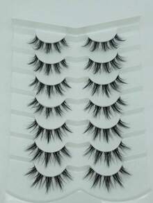 分段式黑色假睫毛 | 轻盈如羽 | 3D 立体丰盈 | 隐形无痕妆效 | 1 秒轻松上手 | 适合日夜、约会、夜店、通勤等各种场合 | 假睫毛 - 黑色 - 查看 4