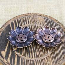 6-Loch Lotus Räucherstäbchenhalter, Legierungs-Zen-Stil Räucherstäbchenständer, Mehrfach-Loch Räucherstäbchenhalter, buddhistischer Meditationsräucherbrenner, Zen-Artikel für Wohndekoration, lotusförmiger Räucherbrenner, buddhistische Zen-Zubehör, kreatives Räucherkunstgeschenk, Xiyun