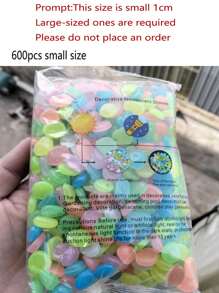 6/12pcs Glow-In-The-Dark Large-Size Pebbles (Random Color), For Garden Landscaping, Track Decoration, Fish Tank Starry Sky Decor, Romantic Glow Stones, Suitable For Home, Outdoor, Runway, Aquarium, Halloween, Christmas, Thanksgiving, Valentine's Day, Absorbs Sunlight Or Lamp Light To Glow At Night, No Electricity Required, DIY Romantic Scenes