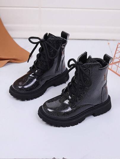 1 双黑色闪亮星星装饰软 PU 皮靴，适合青少年和青年，圆头厚底防滑舒适中筒靴，适合男女学生休闲、旅行、学校、秋冬