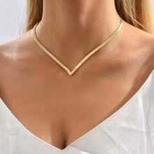 Women's Gold V-Neck Stainless Steel Necklace - An Elegant And Simple Stacking Necklace For Everyday And Party Wear, A Valentine's Day Gift, A Versatile Accessory For All Year Round, With A Sexy Style And A Fashionable And Smooth Design. The Delicate Design And Small Size Create An Atmosphere Of Luxury And Wealth, Making The Wearer Look Radiant. - Vàng - Xem 1