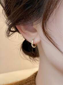 1 Pair Zirconia Twisted Hoop Earrings, Unique Design, Fashionable, Luxurious, Elegant, Romantic Style, Delicate Earrings Suitable For Daily Wear, Holiday Gift