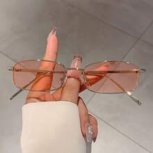 1 Pair Women's Square Small Frame Glasses Fashion Gold Frame Design Multicolor Glasses Retro Simple Style High-End Red Glasses - Vàng trong suốt - Xem 3