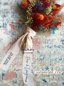 Corona floral personalizada para boda con cinta - Personalizable con nombre y fecha, adecuada para despedida de soltera, cumpleaños, graduación - Material de poliéster duradero, diseño elegante, regalo ideal para invitados de boda, accesorio perfecto para celebraciones, estilo refinado, artesanía exquisita. - Multicolor - Ver 3