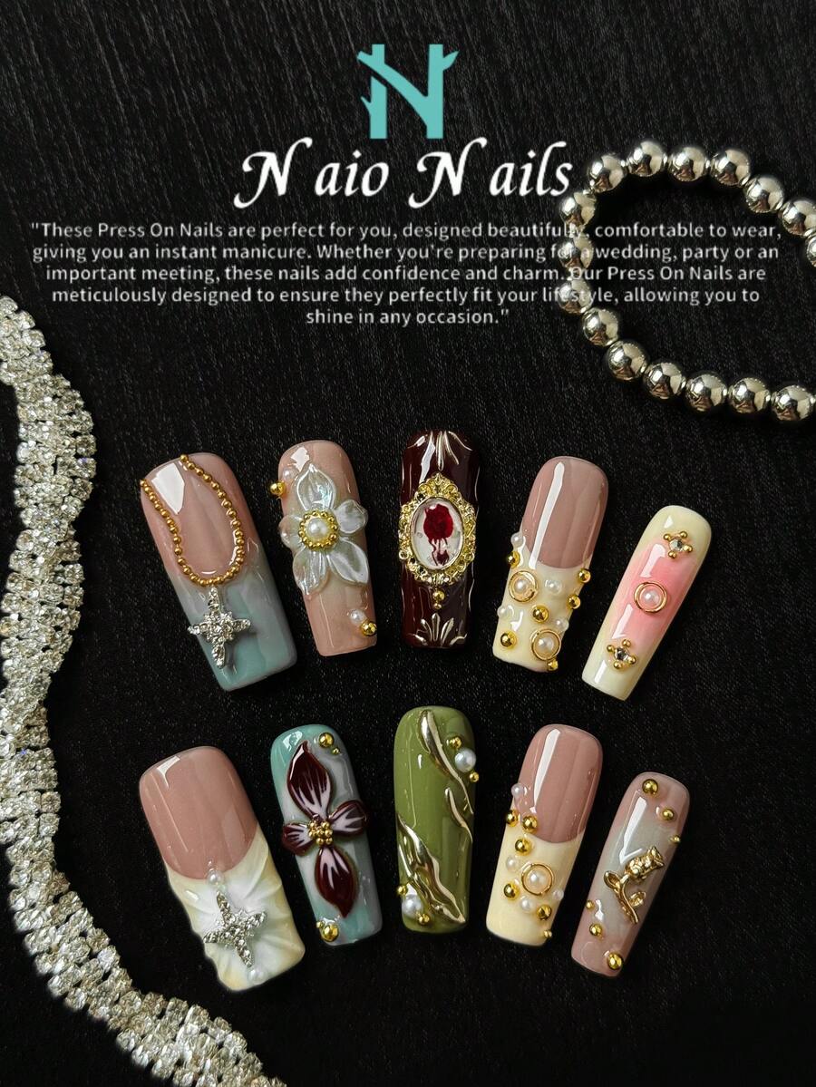 NAIO 春夏手工美甲花园系列，长方形按压式人造指甲，包含饰有3D浮雕花朵、金色十字架宗教符号、金色边框和珍珠水钻的白色法式美甲贴纸，专为女性和女孩设计的美甲用品，每套10片，适合派对、庆典、日常佩戴，是送给女性和女孩的绝佳礼物。