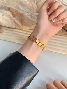 1pc NEW Fashion Simple Polygons Small Gold Dial Quartz Watch For Women, Suitable For Daily Matching, Birthday ,Prom