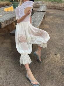 Women's Long Lace Bloomers Casual Loose Fit Stylish Solid Lace Floral Drawstring Mid Rise Crop Pants - trắng - Xem 6