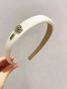 Diadema con flores blancas, accesorio de cabello versátil y casual para uso diario, accesorios para el cabello, banda para el cabello, aro para el cabello, diadema para mujeres, atuendos de otoño