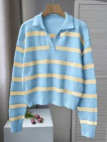 Áo len dài tay cổ polo phối màu tương phản kẻ sọc kiểu vintage mùa xuân & thu mới, áo chui đầu dáng rộng nửa cài khuy kiểu retro dành cho nữ, thích hợp cho năm mới. - Màu xanh tươi và trắng ngọc trai - Xem 1