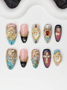10件/套手工杏仁形美甲片，法式美甲片，不对称液态金属图案，宝石、天使、心形、玫瑰、十字架、钢珠等设计。适合派对、日常佩戴，也可作为女士和女孩的礼物。包含工具包。有裸色、棕色、蓝色、金色可选。按压式美甲用品 - 彩色 - 查看 1