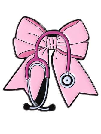 甜美的医疗徽章，配有蝴蝶结听诊器胸针，是实习医生和护士的完美毕业礼物，也是医护人员万圣节配饰教师节的可爱配饰