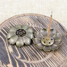 6-Loch Lotus Räucherstäbchenhalter, Legierungs-Zen-Stil Räucherstäbchenständer, Mehrfach-Loch Räucherstäbchenhalter, buddhistischer Meditationsräucherbrenner, Zen-Artikel für Wohndekoration, lotusförmiger Räucherbrenner, buddhistische Zen-Zubehör, kreatives Räucherkunstgeschenk, Xiyun