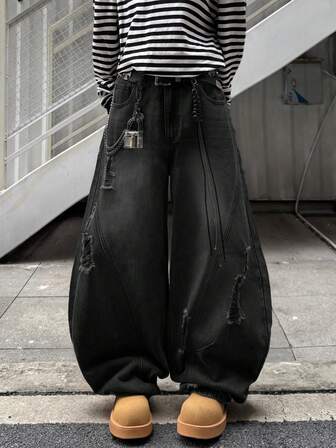 1 件男士日式做旧拼布阔腿牛仔裤，复古水洗破洞休闲宽松长裤（不含腰带和配饰）