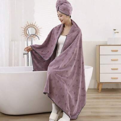 一套（90*180厘米浴巾 + 25*65厘米浴帽）柔软吸水超大情侣爱心图案浴巾套装，适用于美容院、酒店、运动、家居等场所，可作浴巾、护肤浴巾。