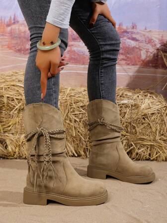 2025 New Brown Short Boots For Women, Autumn/Spring, Slim Fit, Retro Distressed Fringe Cowboy Boots