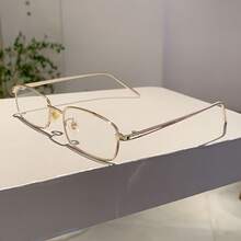 1 Pair Women's Square Small Frame Glasses Fashion Gold Frame Design Multicolor Glasses Retro Simple Style High-End Red Glasses - Vàng trong suốt - Xem 11