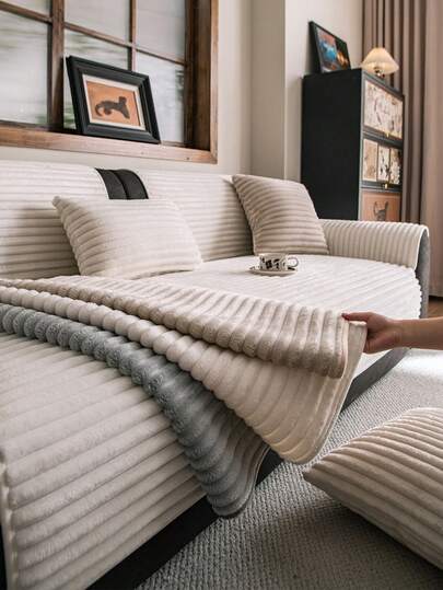 1pc Plush Solid Color Sofa Cover, Warm & Comfortable Sofa Protector Pad For Bedroom, Office, Living Room. Thick, Soft, Warm & Stain-Resistant, Suitable For Homes With Pets, Machine Washable, Fits 1/2/3/4 Seater Sofa