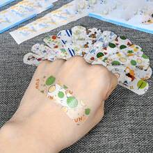 50/100/150片装可爱卡通防水透明创可贴，卡通透明创可贴贴纸，应急防护贴纸，透气透明防护贴纸，采用透气PE材质，适用于皮肤表面，方便携带，适合居家及户外运动旅行