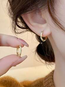 1 Pair Zirconia Twisted Hoop Earrings, Unique Design, Fashionable, Luxurious, Elegant, Romantic Style, Delicate Earrings Suitable For Daily Wear, Holiday Gift