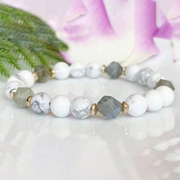 1 pièce Bracelet de perles de 8 mm en howlite et labradorite de style bohème, bracelet anti-anxiété, bracelet de mala en cristaux de guérison pour le calme et le soulagement du stress