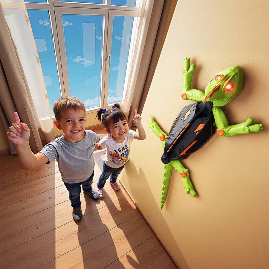 Remote Control Bionic Smart Electric Wall Climbing Chameleon/Cockroach Toy Car, Dual-Mode Realistic Crawling On Ground & Wall, 360° Rotation With Vacuum Suction, Funny Pranks & Climbing Toy, Interactive Playtime & Party Gift For Boys & Girls 3+ Years Old - Multicolor - View 1