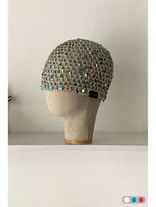 1 件带亮片字母的黑色标签。手工钩编镂空亮片便帽，时尚复古百搭轻便透气针织帽，适合春夏季节 - 針織帽 - 查看 20
