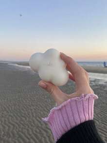 9/4pcs Scented Candles In Colorful Cloud Shapes, Home & Office Fragrance Candles, Autumn/Winter Interior Decor, Niche Personalized Creative Gifts, Wedding Favors; Suitable For Home Decor, Back-To-School, Autumn, Festivals, Halloween, Christmas, Holidays; Luxury Decorative Candles, Christmas Gifts For Women, Wedding Favors, Women's Christmas Gifts - Multicolored Clouds - View 4