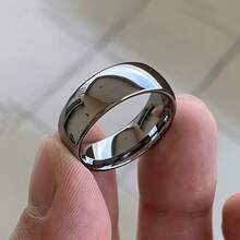 Elegantly Designed 6Mm Curved Titanium Stainless Steel Classic Golden Wedding Ring, 24K Gold-Plated, Suitable For All Seasons, Daily Wear, And Gift Giving Occasions, Suitable For Both Men And Women - 金色 - 查看 4