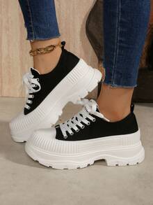 Zapatos planos de lona para mujer y estudiantes, primavera 2025, con suela gruesa y color de contraste, estilo casual y de campus, marca popular