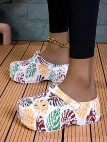 Novos sapatos de jardim femininos, sapatos baixos ajustáveis e soltos, chinelos para quarto/viagem/praia, salto de 7 cm