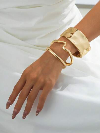 1pc Minimalist Elegant Geometric Bangle Bracelet, Suitable For Women, Runway Style, Great Gift For Friends