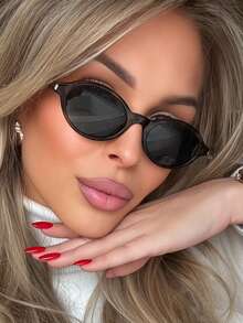 1 pereche de ochelari de soare vintage pentru femei, cu ramă ovală din PC și imprimeu leopard, stil stradal, podium - Multicolor - Vizualizare 1