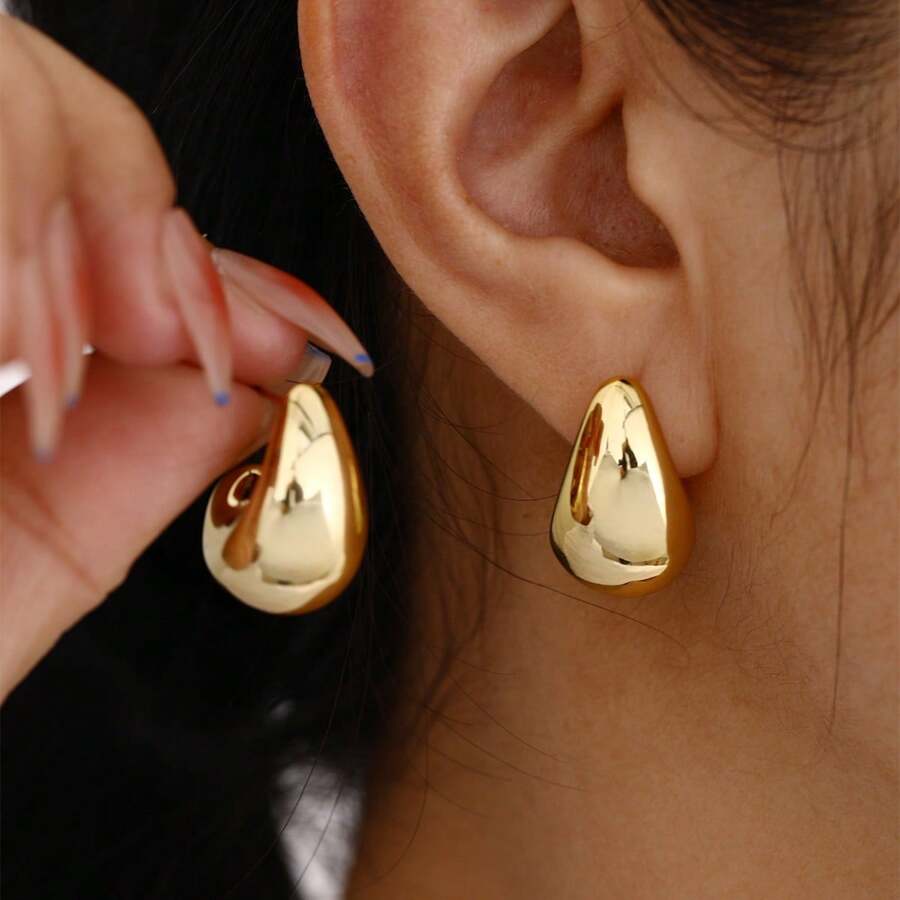 1pair Korean Fashionable & Minimalist Gold-Plated Small Peanut Shaped Earrings Suitable For Daily Wear, Parties, As A Gift For Valentine's Day,Mom,Mother,Mother's Day,Gift