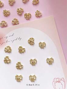 30 Stück, Legierung Herz-förmiges Design Nail Art Dekoration, Liebes-Schleife geeignet zum Erstellen von Nail Art, süßer Stil, elegante Fingerspitzen DIY Dekorationszubehör, Nagel-Accessoires, Nagel-Juwelen, Nagel-Produkte, Nägel Charm Nagel-Zubehör