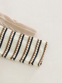 2 件男婴秋冬黑白棕条纹长袖上衣和米色长袖 Polo 领衬衫套装