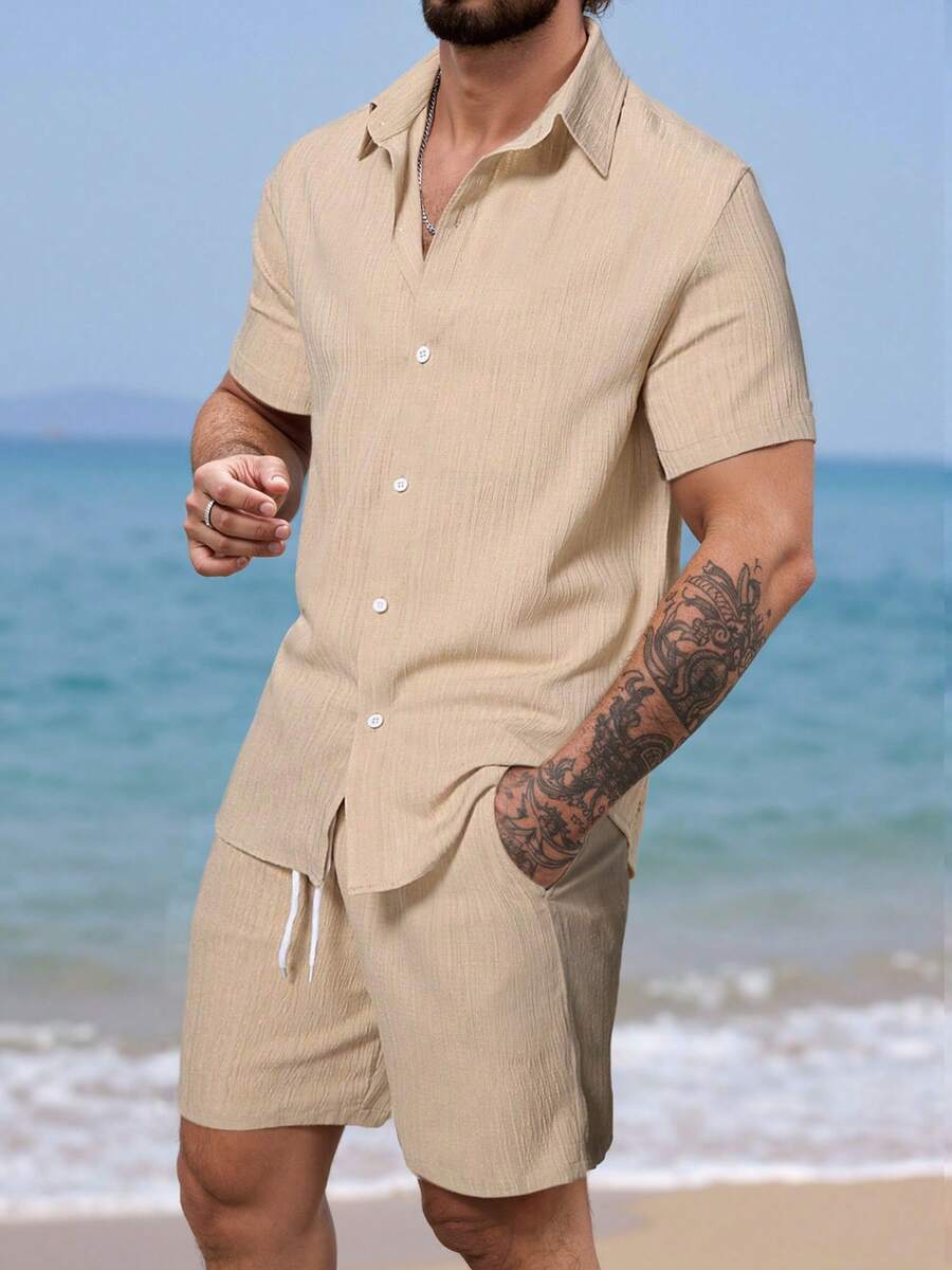 Conjunto de camisa casual para hombre, camisa de manga corta de color liso y pantalones cortos con cintura con cordón - Caqui - Ver 1