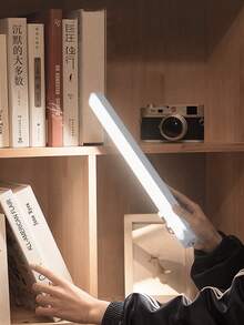 1 pieza Luz de armario con sensor de movimiento - Tira de lámpara LED de encendido y apagado automático, magnética, con batería, para armarios, gabinetes, armarios, escaleras, pasillos, salas de estudio