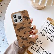 Aplicable a 16 Pro/15/14 Plus/13/12/11 Funda protectora retro de piel sintética para teléfono móvil, color marrón ciervo, patrón de guepardo negro, nuevo diseño de moda, carcasas suaves de alta calidad para hombres y mujeres. - Colores mixtos 2 - Ver 6