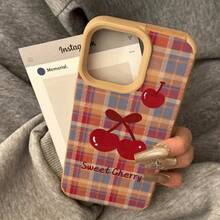 Funda para phone con diseño de cuadros y cerezas. Compatible con phone 15 Plus, 16 Pro, 14, XS, 13, 12 y 11. Piel sintética suave. - Colores mixtos 1 - Ver 6