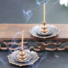 Mittelgroßer Lotus Sanbaoxiang Räucherständer aus Legierung, Zen-Stil Räucherhalter, buddhistisches Zubehör, Heimdekoration für Meditation, kreatives religiöses Geschenk, für den grenzüberschreitenden Handel