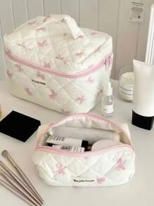 1pc L/M/S Pink Bow Pattern Makeup Bag Set Floral Cosmetic Bag Aesthetic Toiletry Travel Organizer Bag For Women Girls Print Large Travel Vintage Quilted Makeup Bag For Women Skincare Organizer Bag Print Flower Makeup Organizer Storage Bag Autumn University Essentials Travel Essentials Holiday Vacation Travel Bag For Women