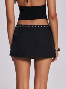 Ella Vee纯色梭织面料金属孔眼性感朋克摇滚风迷你裙，黑色，低腰，街头风，适合圣诞派对和时尚穿搭