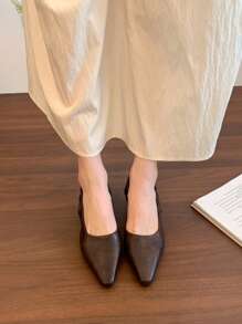 2025 New Vintage Mary Jane Shoes For Women, French Style Low Vamp Thick Heel Small Leather Shoes High Heels, Autumn, Elegant, Women Pumps, Elegant