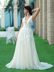 ANGELAG Elegant Deep V-Neck Backless Lace Embroidered Sleeveless Wedding Dress - Rice Skin - View 3