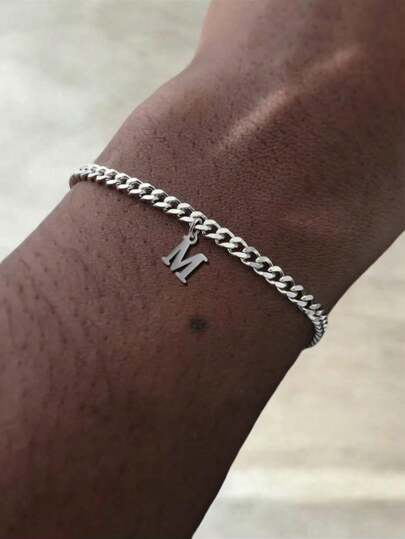 1 pieza Brazalete de eslabón cubano con 26 letras mayúsculas, enchapado en oro de 18K, de acero inoxidable resistente al agua, adecuado para uso diario, fiestas, regalos para familiares y amigos