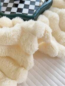 1 Pc Solid Color Flannel Blanket, Soft Wool Throw, Available In Multiple Sizes, Suitable For Christmas Blanket, Bedspread Or Couch Cover, Decorative For Office, Bedroom, All Seasons - Beige - View 2