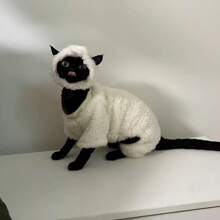 羊形猫服装，设计可爱，适合角色扮演，适合中小型猫