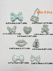 43 piezas/caja Paquete de encantos con tema Y2K plateado, bolso con monedas con strass, bolso con cadena con forma de corazón y mariposa, encantos de lujo brillantes con símbolo del dinero, estrella de cinco puntas, accesorios decorativos 3D para manualidades, clips para el cabello, al por mayor