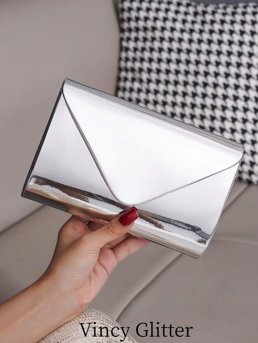 银色金属手拿包，女式 PU 皮革亮面翻盖手提包，优雅派对单肩包链条斜挎包，配有手机/口红隔层 - 銀色 - 查看 1